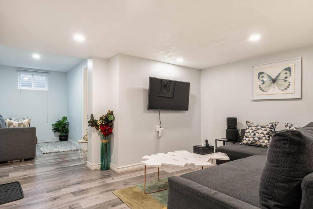 ハミルトンCozy Nest Basement Unitアパートメント エクステリア 写真