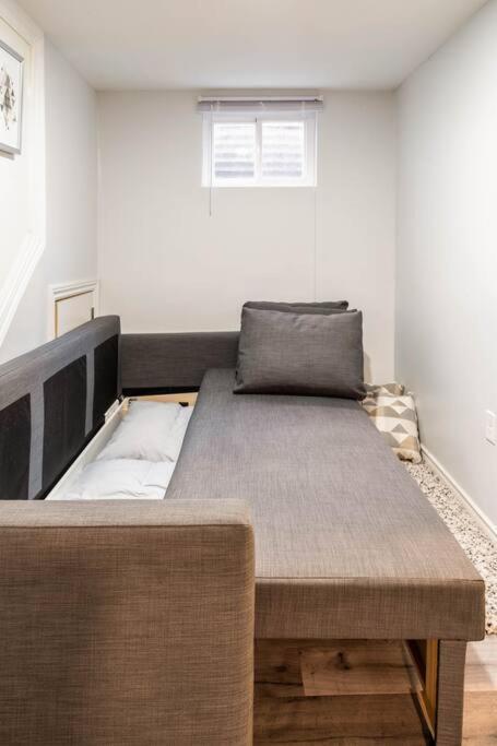 ハミルトンCozy Nest Basement Unitアパートメント エクステリア 写真
