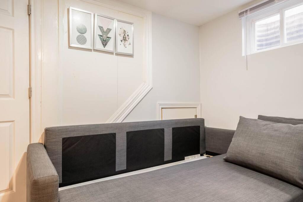 ハミルトンCozy Nest Basement Unitアパートメント エクステリア 写真