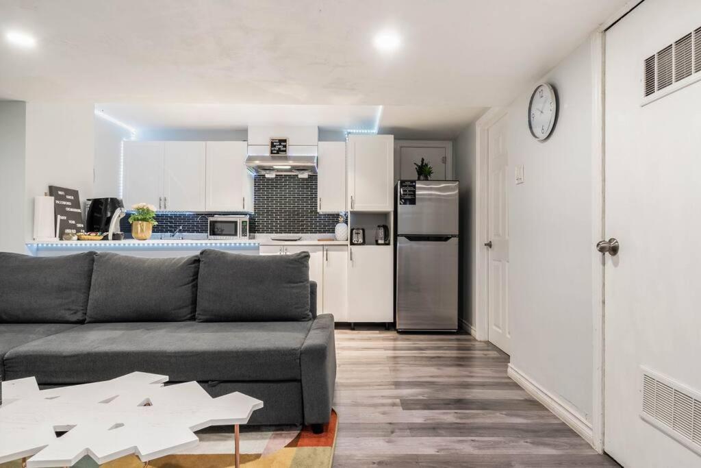 ハミルトンCozy Nest Basement Unitアパートメント エクステリア 写真